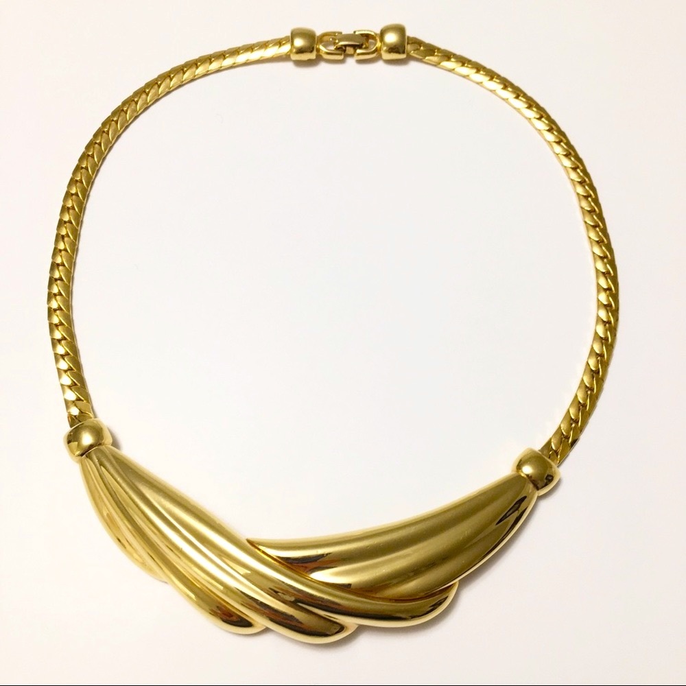 Vintage Monet Gold Tone Choker